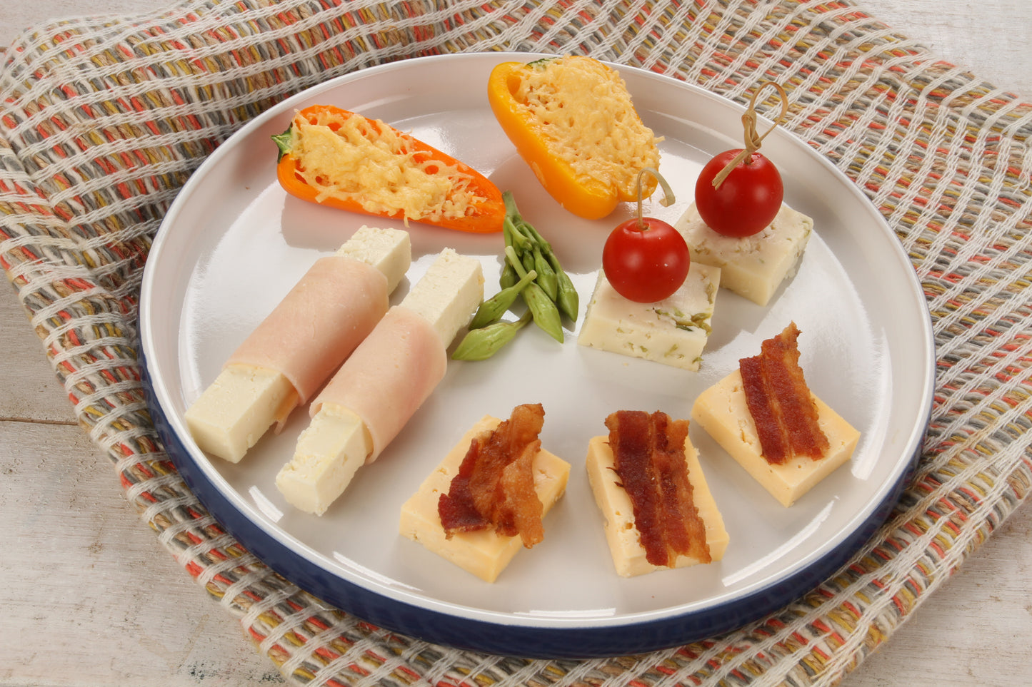 Perla Queso Morolique (Semi Soft Cheese) 12 oz